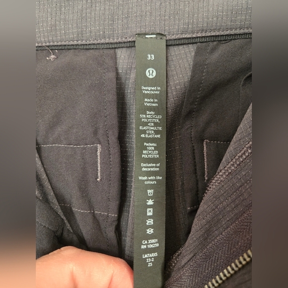 Lululemon Commission Shorts Classic 10" Ventlight Mesh Mens Size 33 Gray - Picture 8 of 8